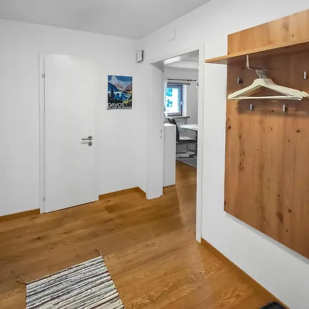 Parsenn Peaks Panorama Apartment